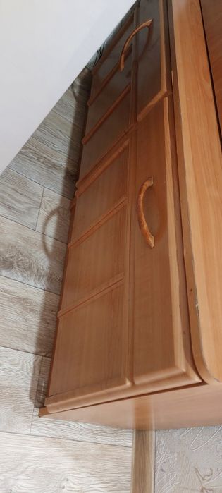 Продам прихожую срочно