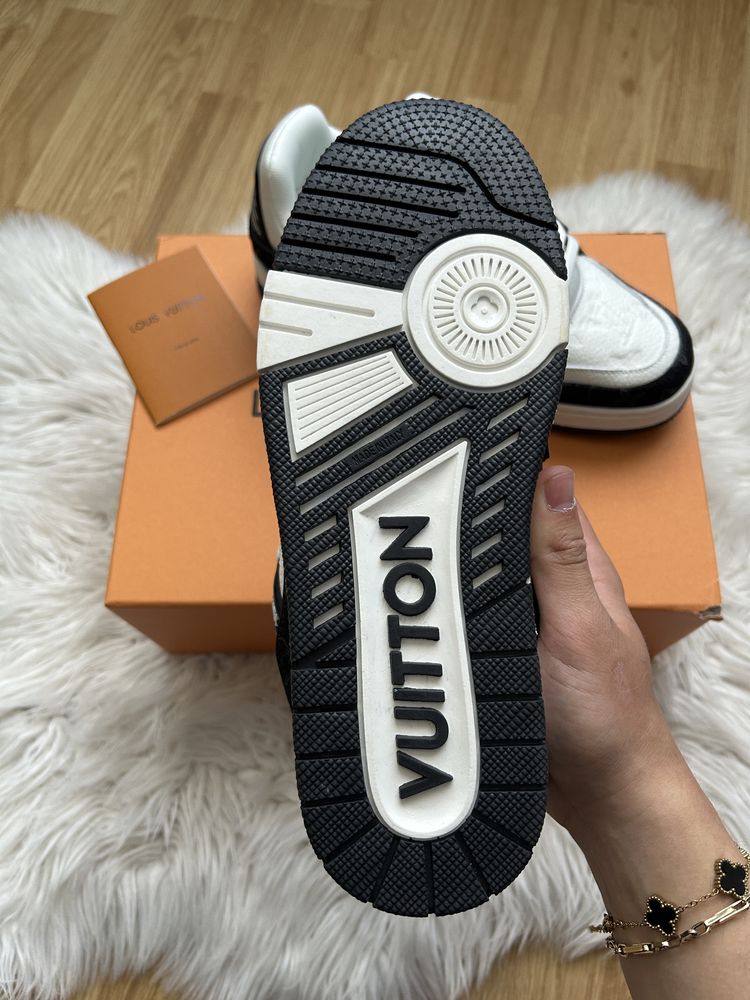 adidasi Louis Vuitton Trainers