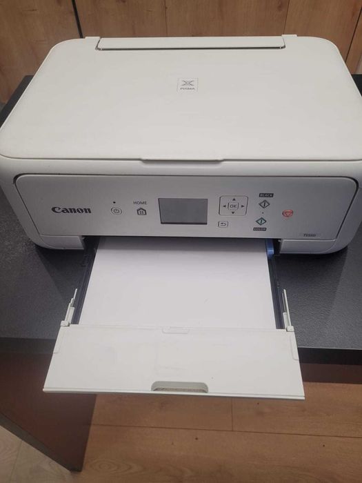 Цветен копир и принтер Canon TS5151. Без мастилени касети, WiFi