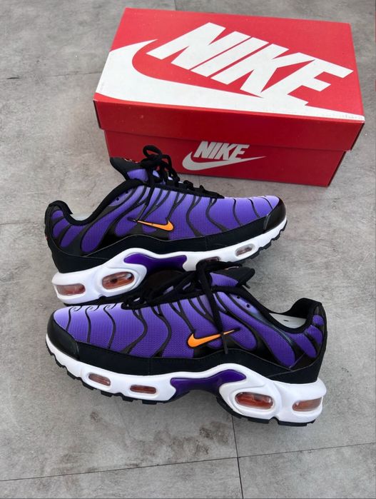 кроссовки nike air max tn..