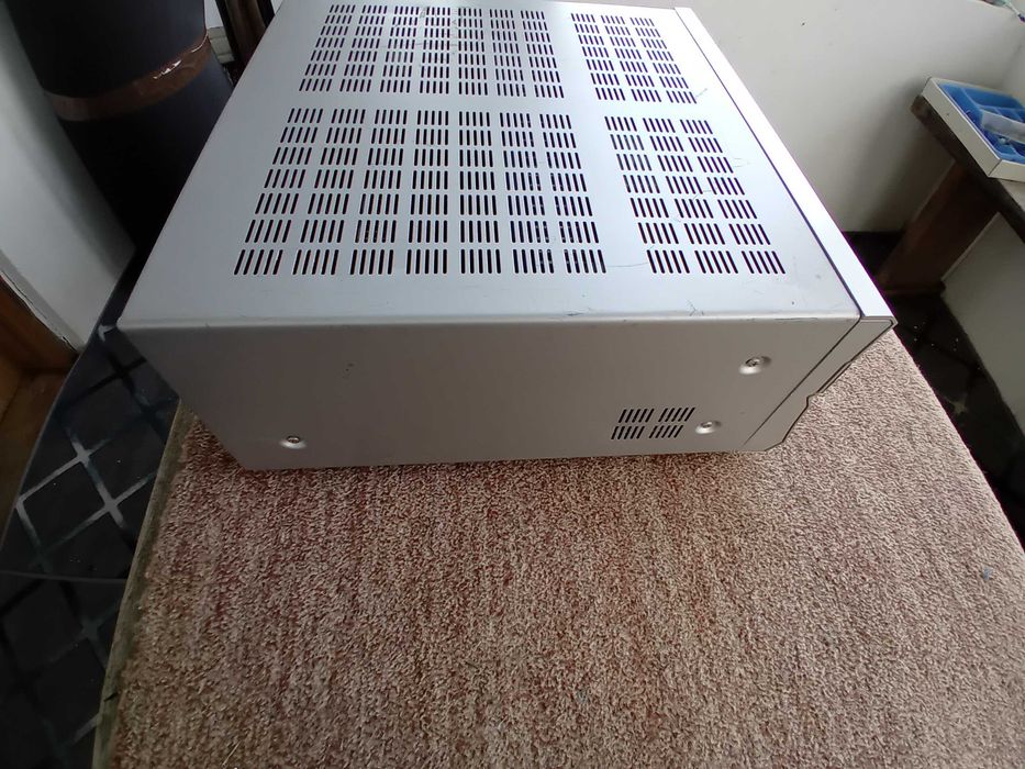 AVR Onkyo TX-SR875