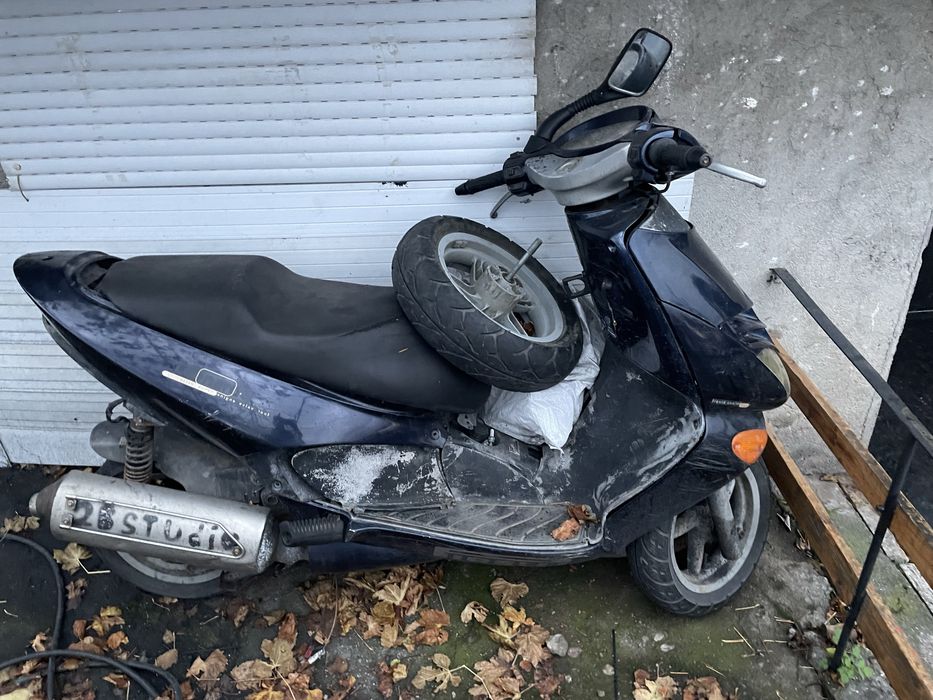 Aprilia leonardo 150