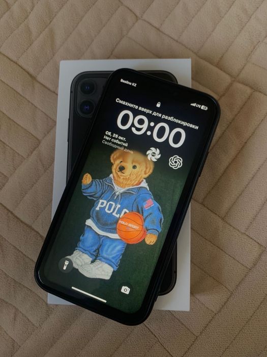 Продам iphone 11 64gb в хорошем состоянии