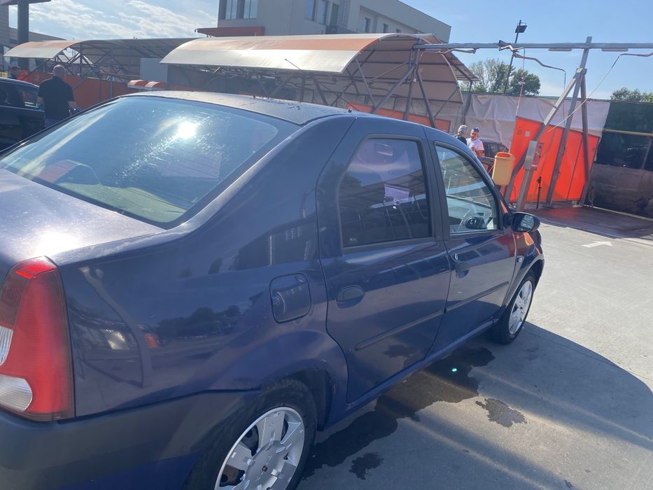 Dacia Logan 2005