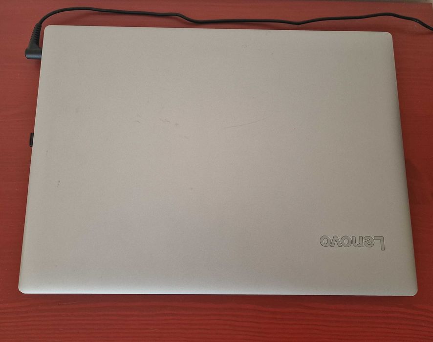 Настолен компютър - Lenovo