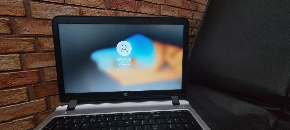 Laptop HP Probook 450 G3 CPU: i7-6500U RAM : 8Gb AMD Radeon R7 2Gb