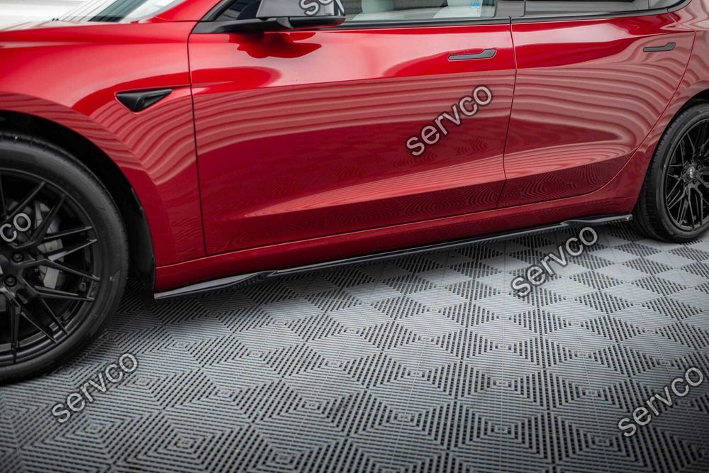 Praguri Tesla Model 3 Project Highland Facelift 2023- v4 Maxton Design