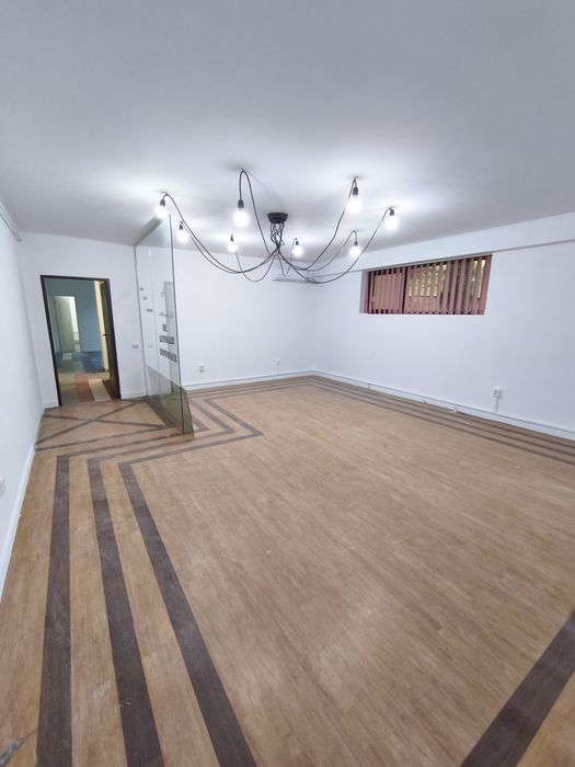 Spatiu Comercial de Vânzare