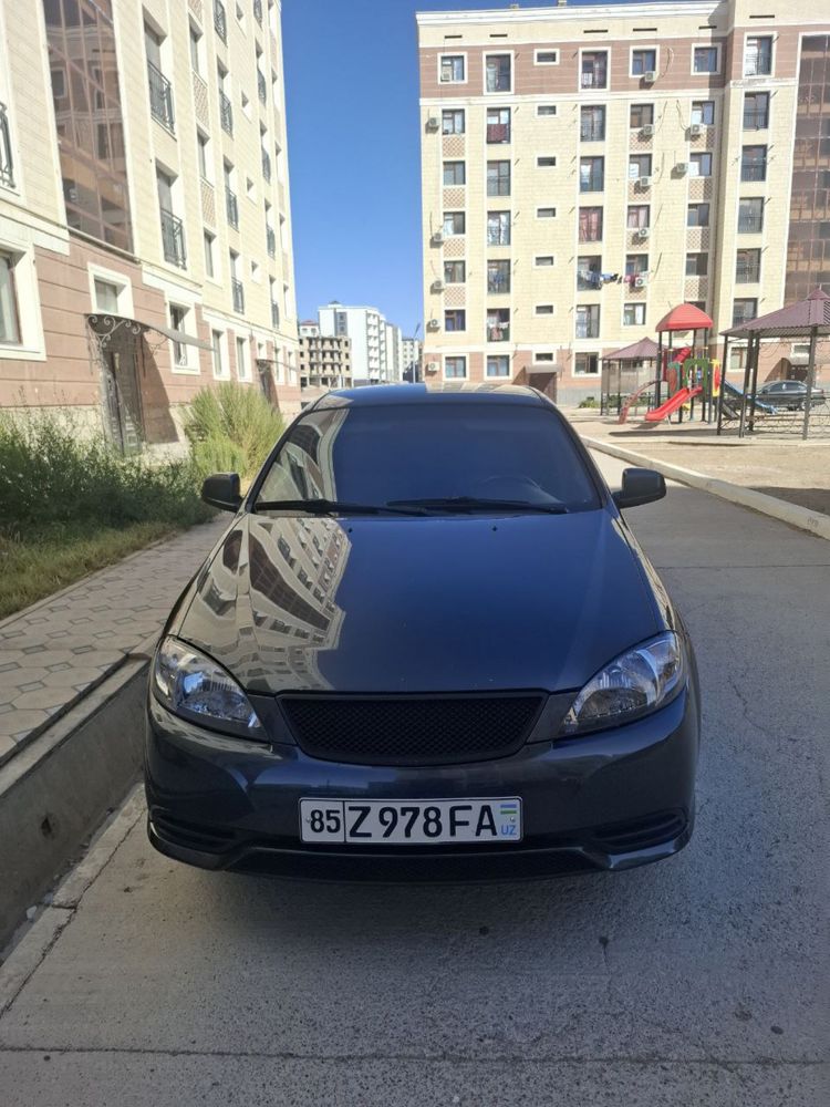 Gentra 1.5 srochno sotiladi