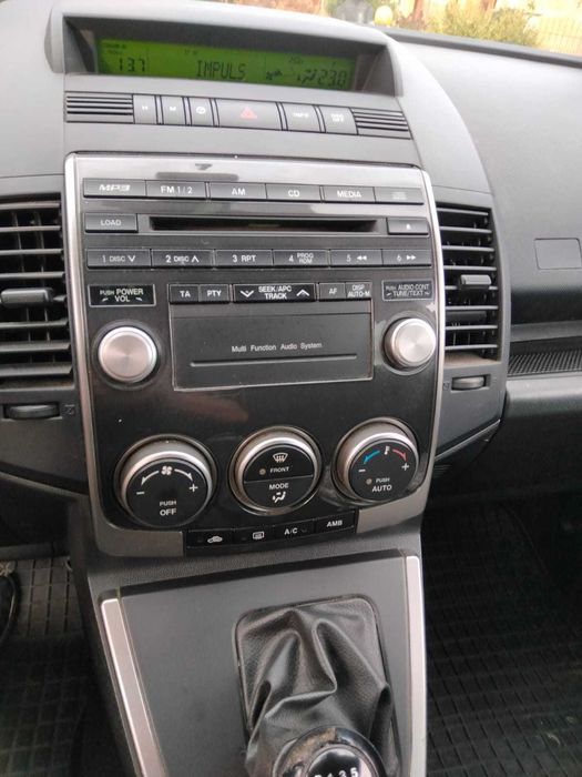 vand autoturism mazda
