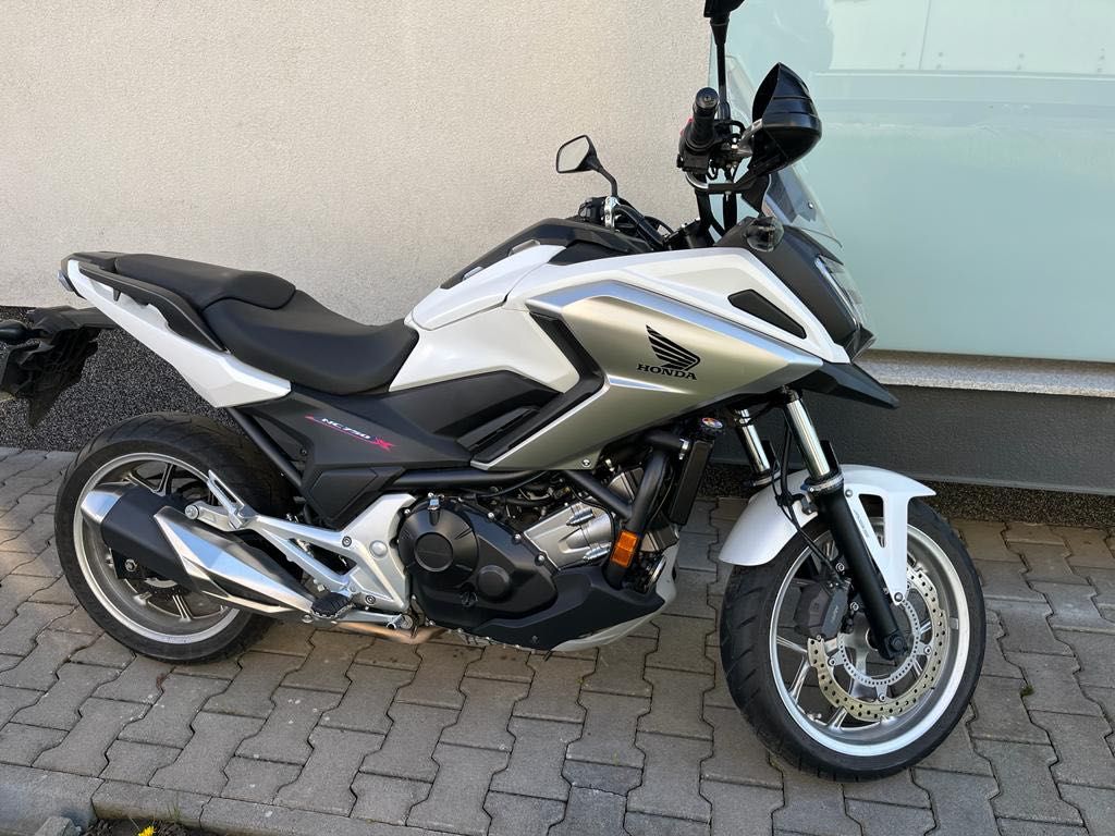 Honda nc750x 2016 Full LED baterie+lant+cauciuc nou