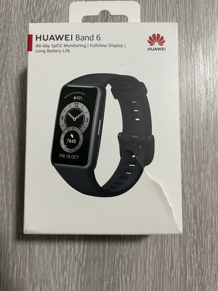 Vând HUAWEI Band 6