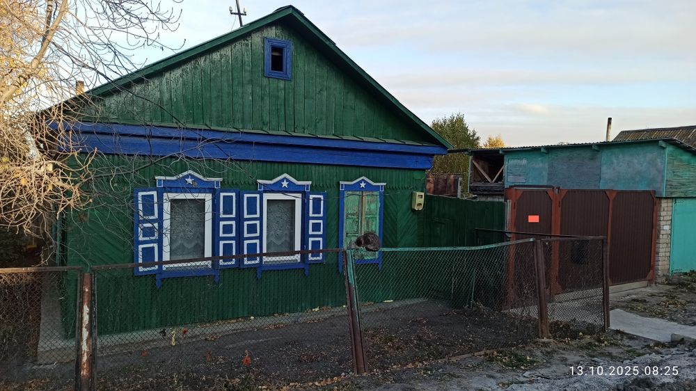 Продам четырёхкомнатный дом в районе ДСР