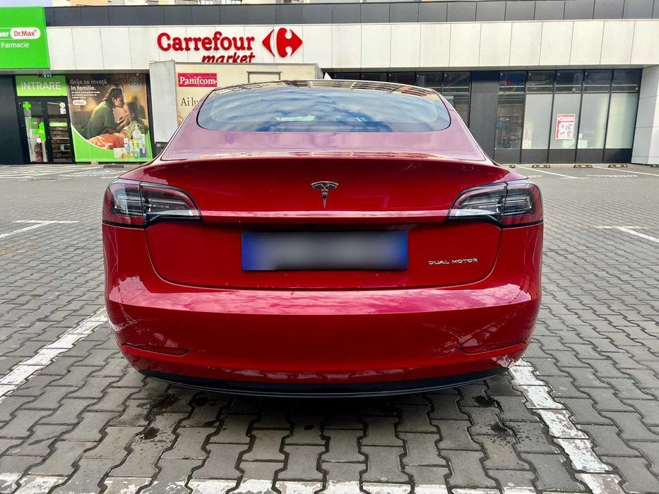 Tesla Model 3 Long Range 4X4 TVA deductibil