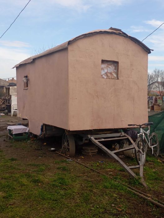 Продавам фиргон във Добро със тояние за повече информация на лично