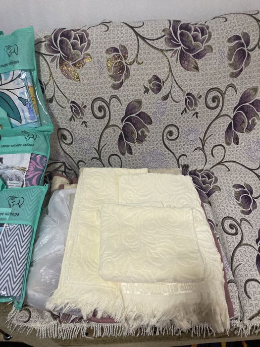 Продам полотенца для лица и рук