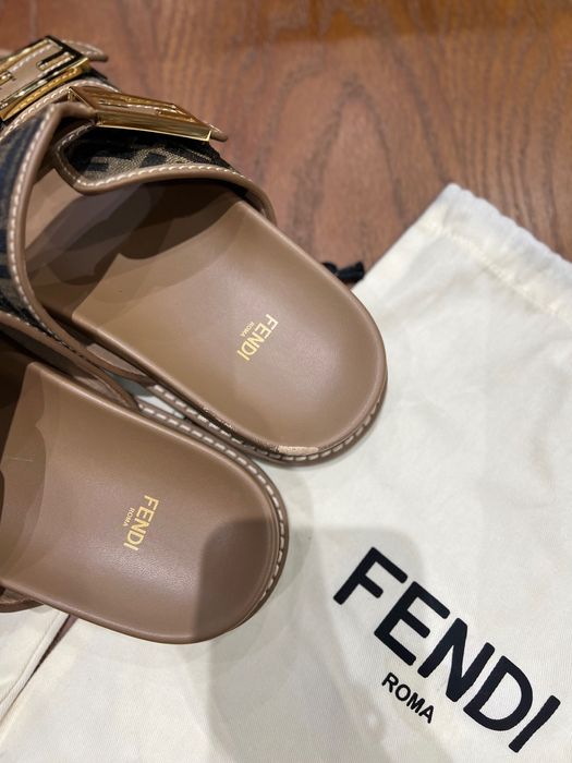 Оригинални чехли Fendi