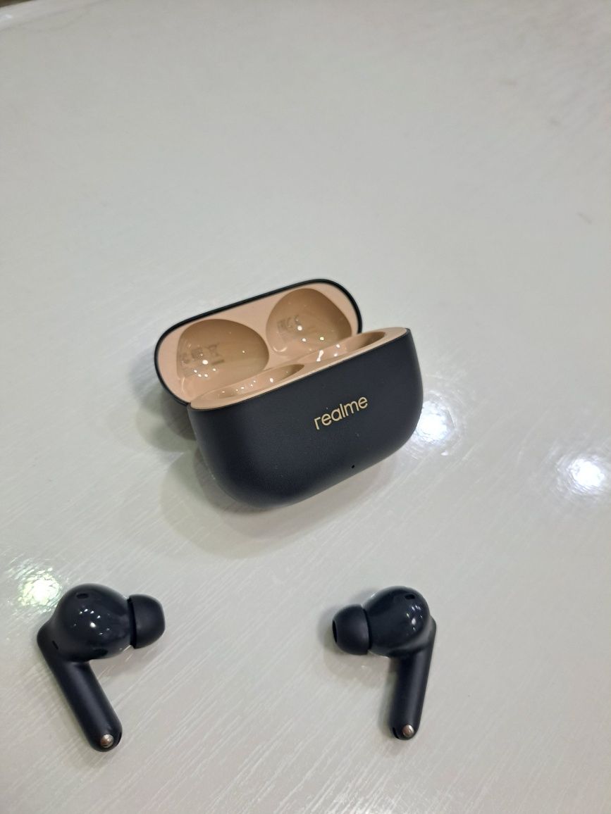 Realme buds t300