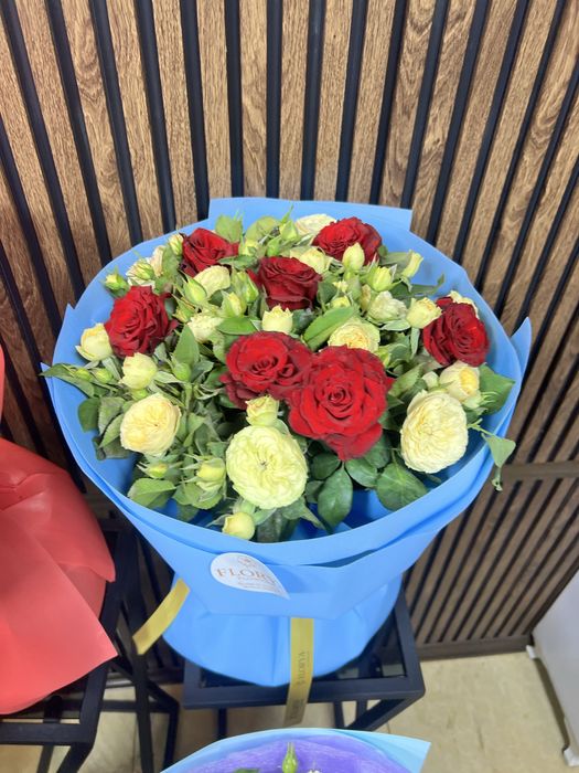 Sizning kayfiyatingiz uchun Florya flowers hamasini ifodalaydi