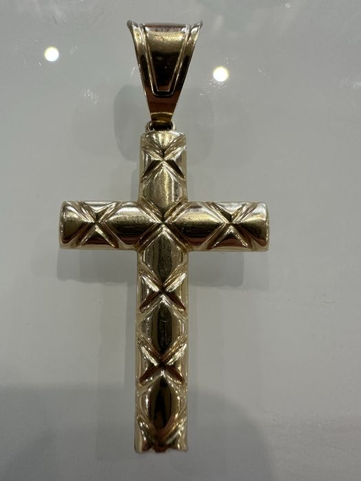 Златен кръст  4,25гр