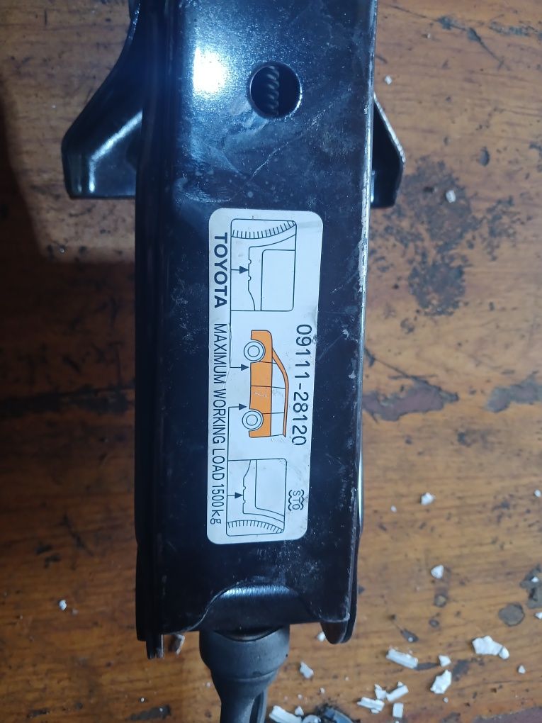 Домкрат японские