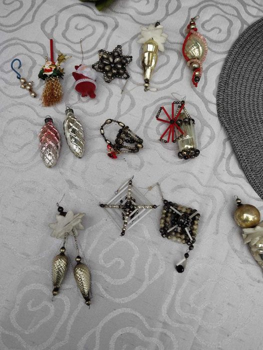 Decorațiuni de pom vechi anii '60 '70