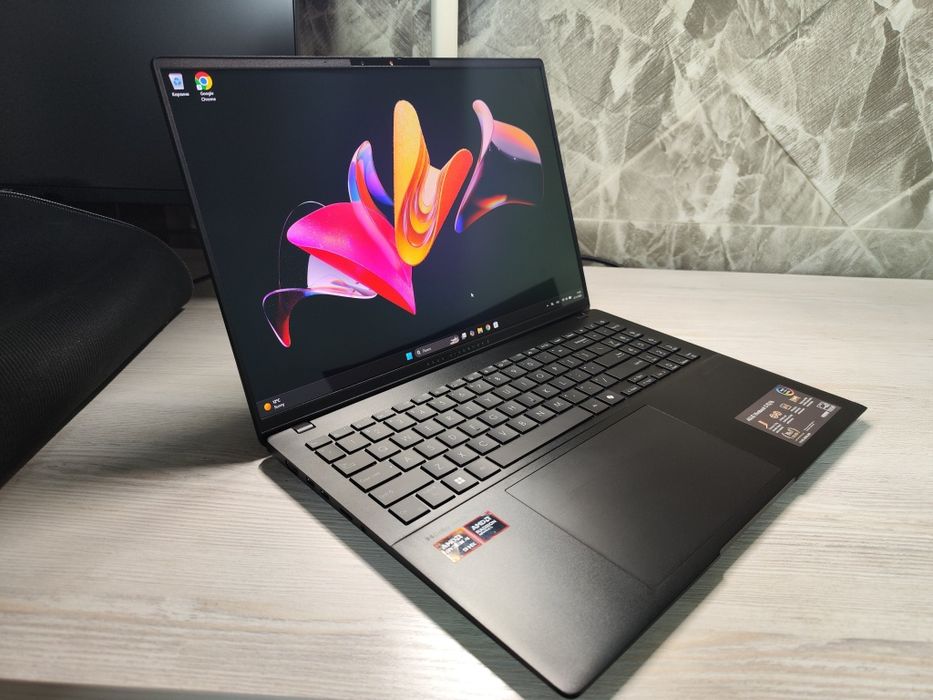 Asus Vivobook S16 OLED 32/1tb