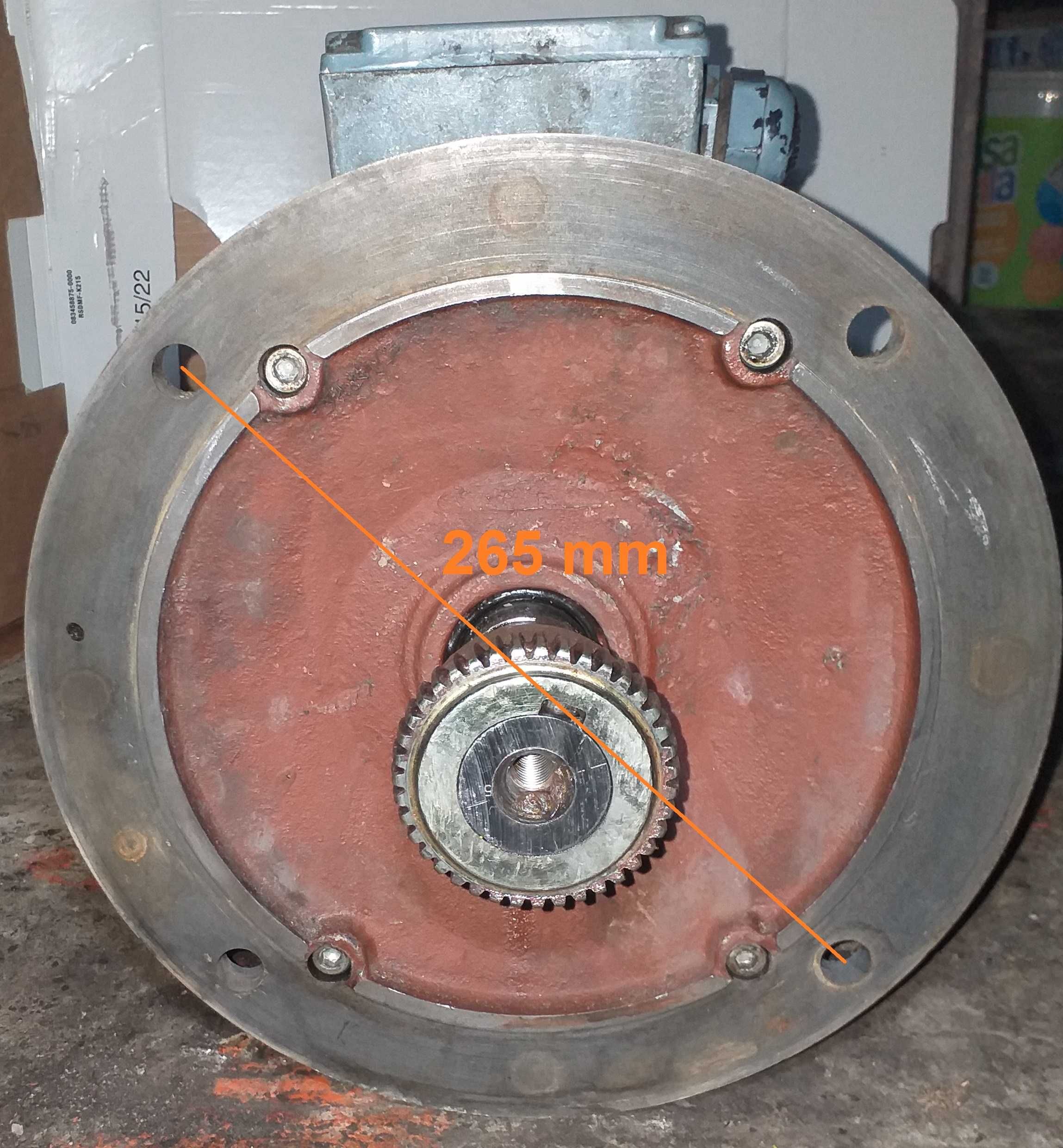 Motor electric trifazat  11Kw 1440 rotatii    220/380v  cu Flansa