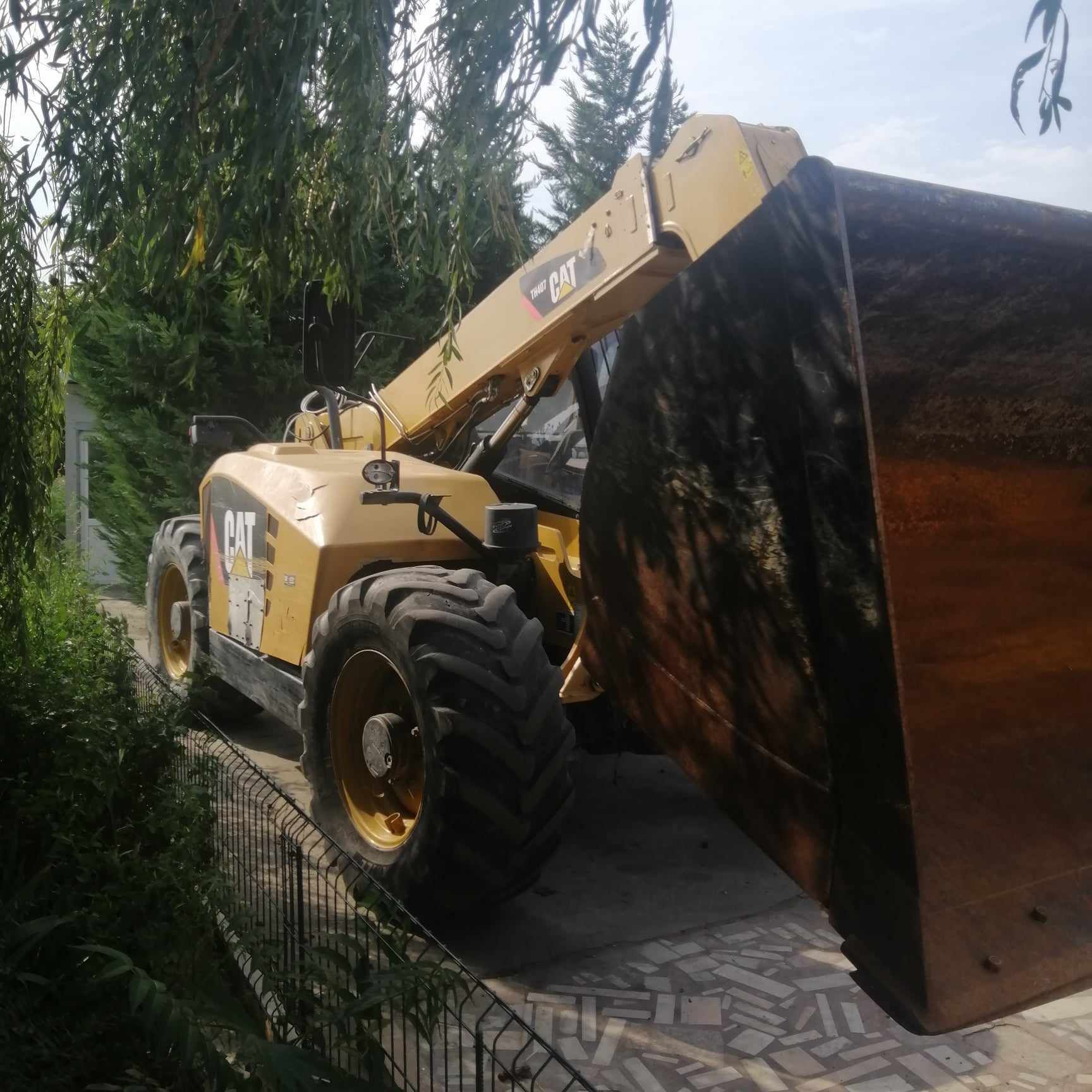 Caterpillar 407 TH