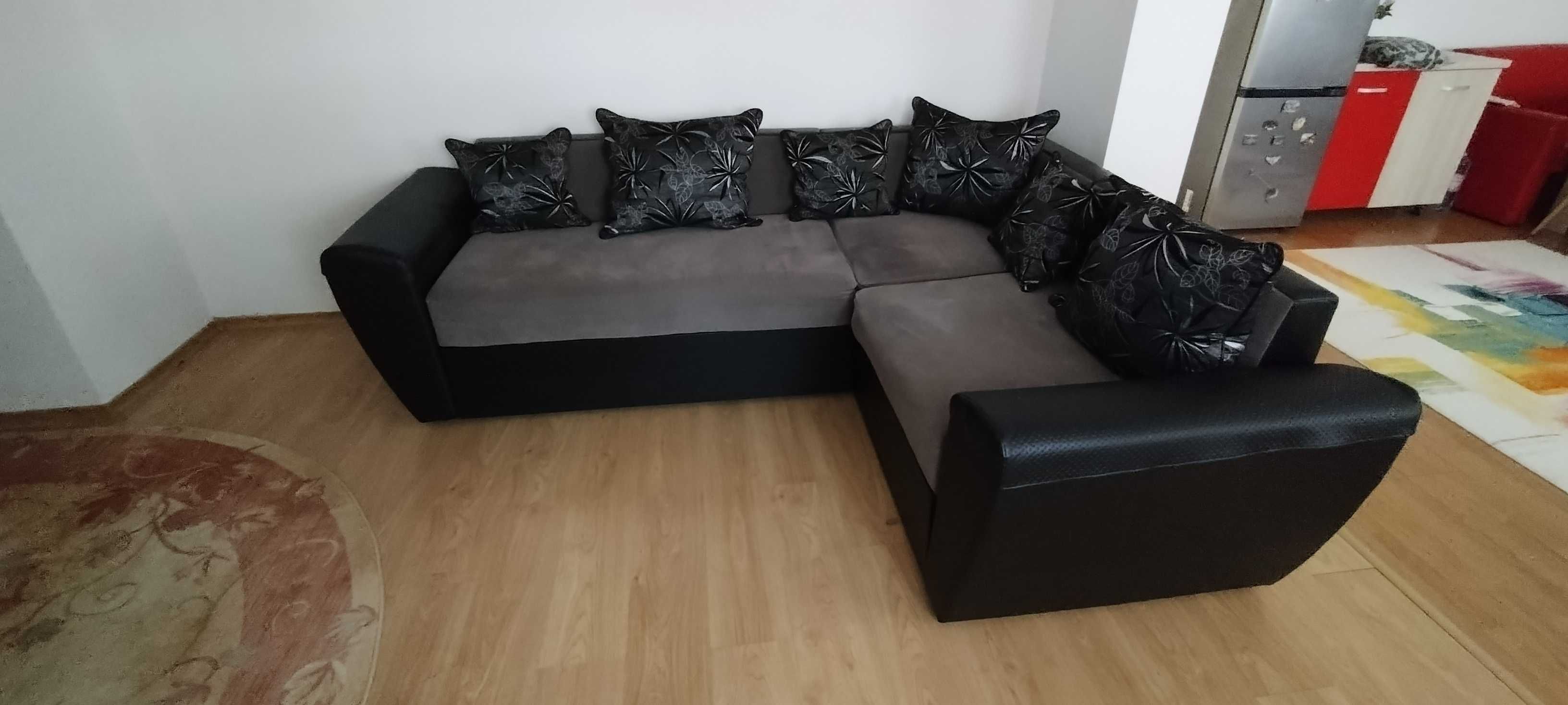 Vând colțar extensibil
