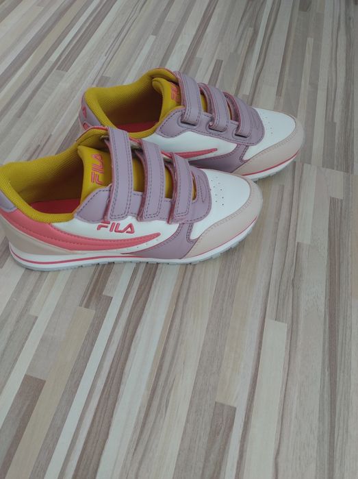Маратонки FILA за момиче