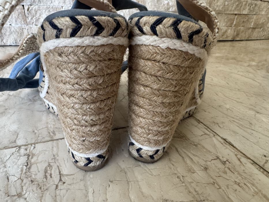 Pantofi Epica nr 39 din piele intoarsa