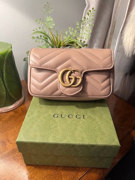 Чанта Gucci Marmont Super Mini
