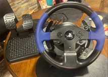 Vând volan Trustmaster T150 PS4/PS3