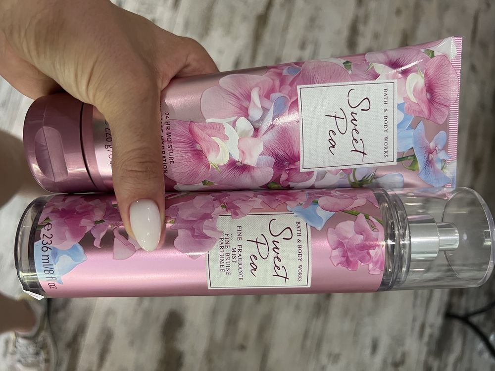 Намалени Bath and Bodyworks спрейчета, лосиони, душ гел