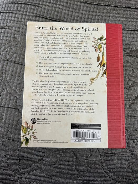 Книга Encyclopedia of Spirits от Judika Illes