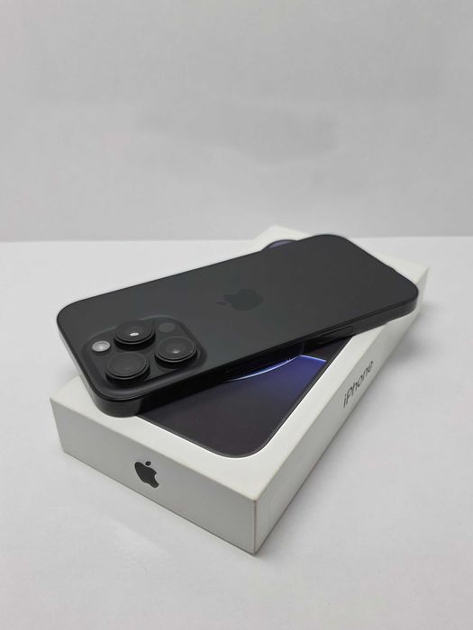 iPhone 16 Pro 128GB Titanium Black