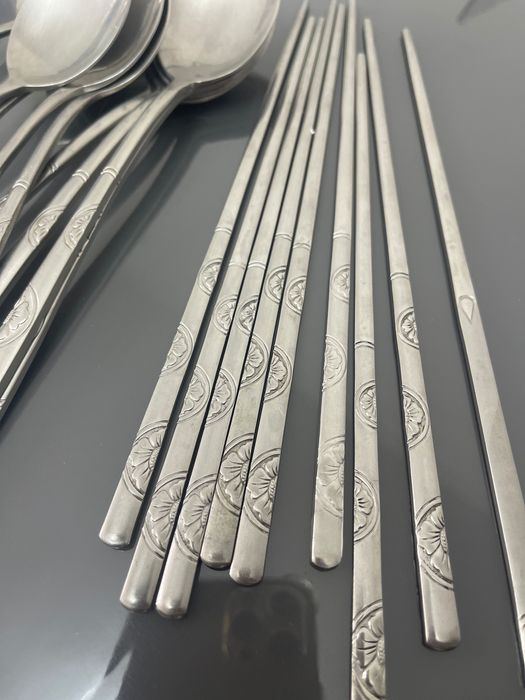 Корейские ложки и палочки