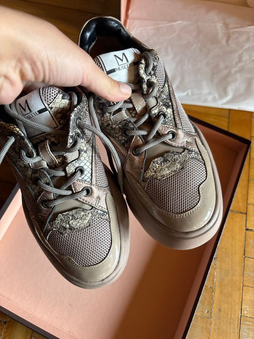 Adidasi Musette 36 impecabili