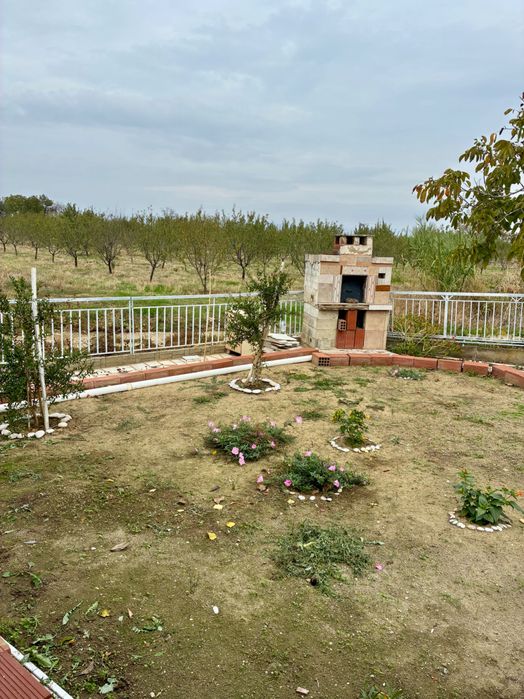 Отдава се къща в Гърция