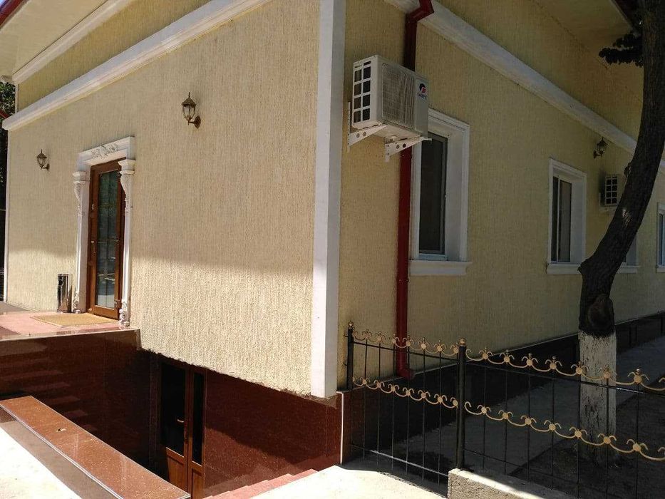 Продам мини гостиницу 10 номеров 382м2 А.Югнакий