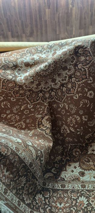 Ковёр.   отличный