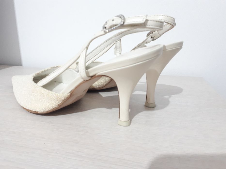 Pantofi mireasa mărimea 38