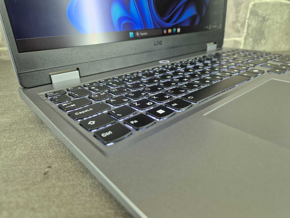 Геймърски лаптоп Lenovo LOQ 15 НОВ, ГАРАНЦИЯ