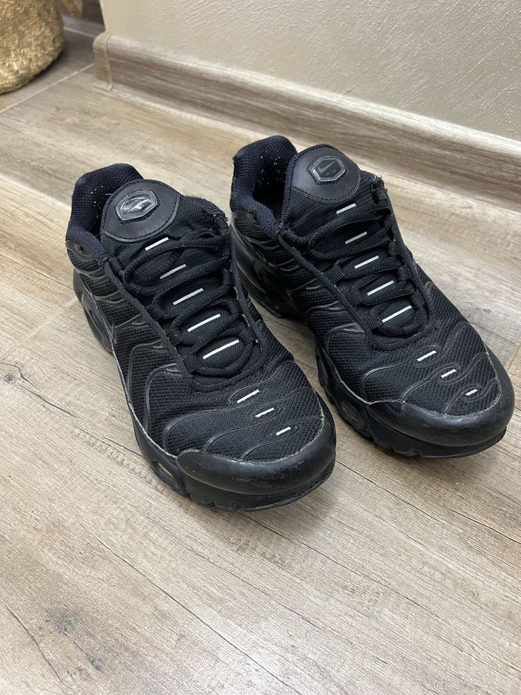 Маратонки Nike air max plus