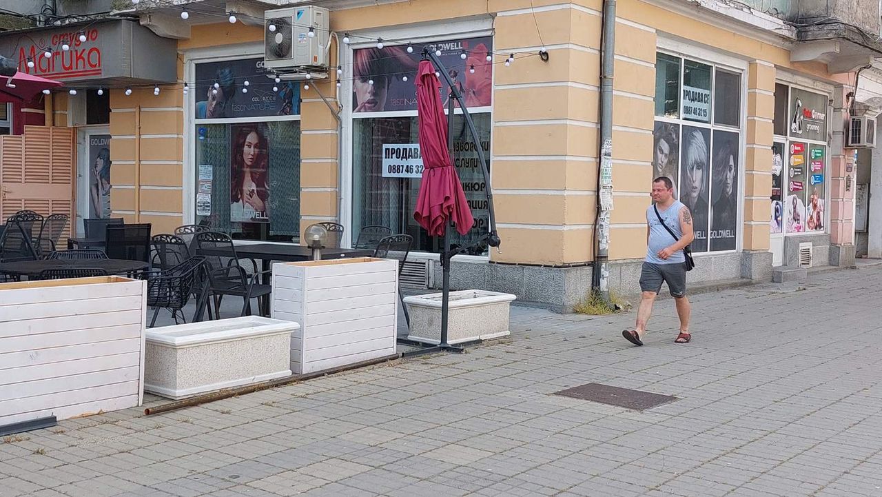 Продава се Магазин в Димитровград - 68 кв.м за 956 €/кв.м - Снимка #7