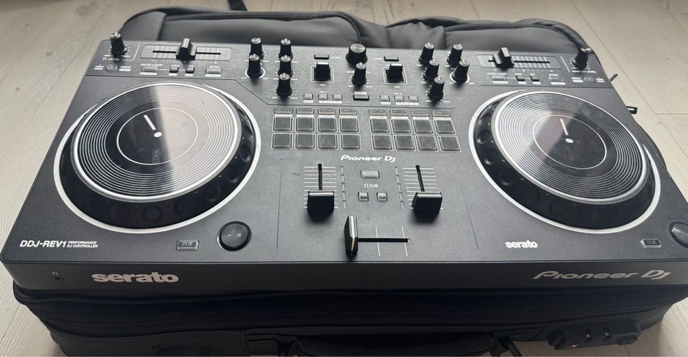 Ddj rev-1 Диджейский контроллер