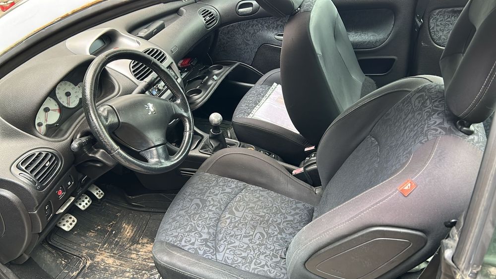 Peugeot 206 cc sau pentru rabla