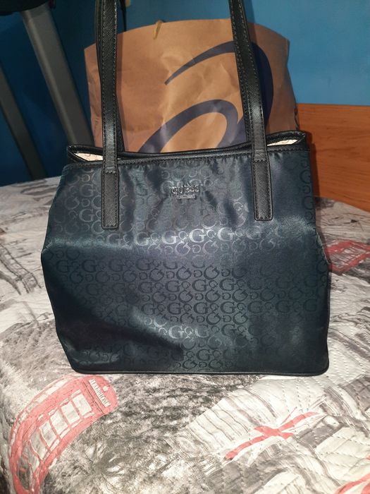 Оригинална чанта GUESS