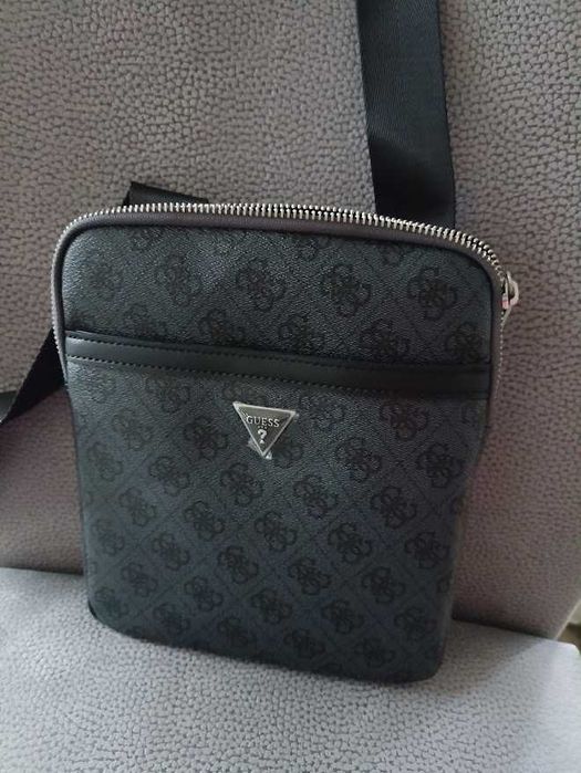 Мъжка чанта Guess, нова